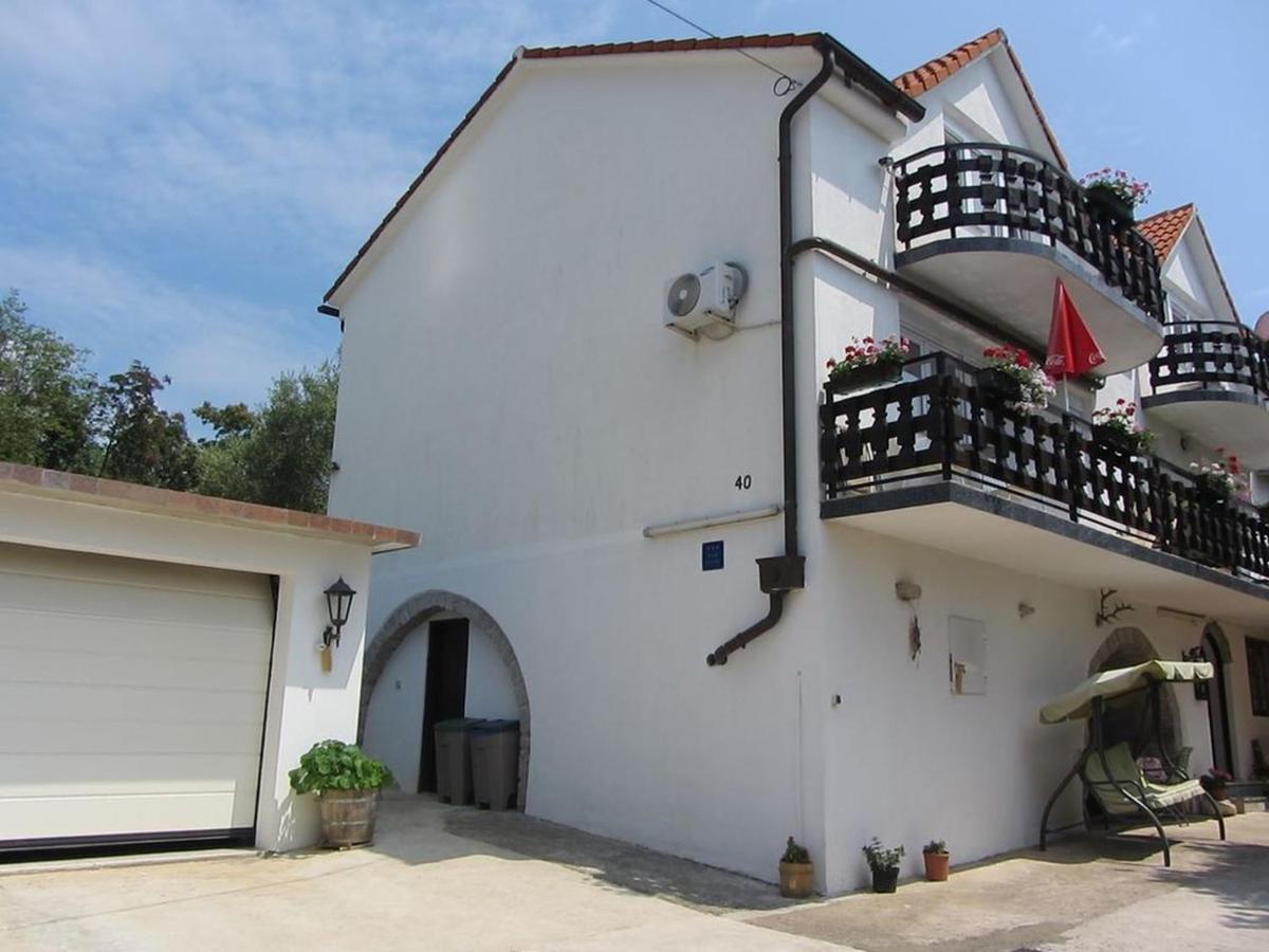 Apartments Marijana Srsici Ngoại thất bức ảnh